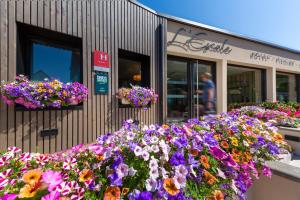 hotel lescale piscine and spa