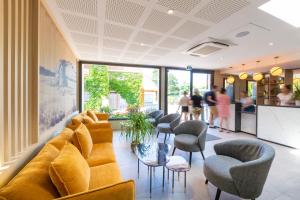 hotel lescale piscine and spa