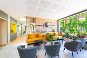 hotel lescale piscine and spa