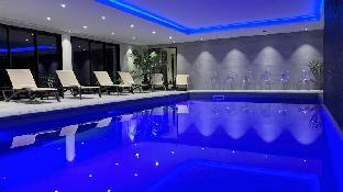 hotel lescale piscine and spa
