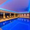 hotel lescale piscine and spa
