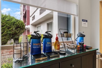 best western lake oswego portland hotel and suites