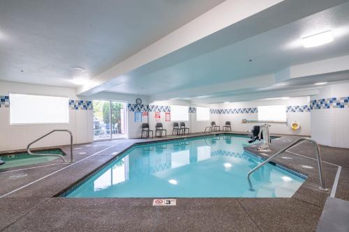 best western lake oswego portland hotel and suites
