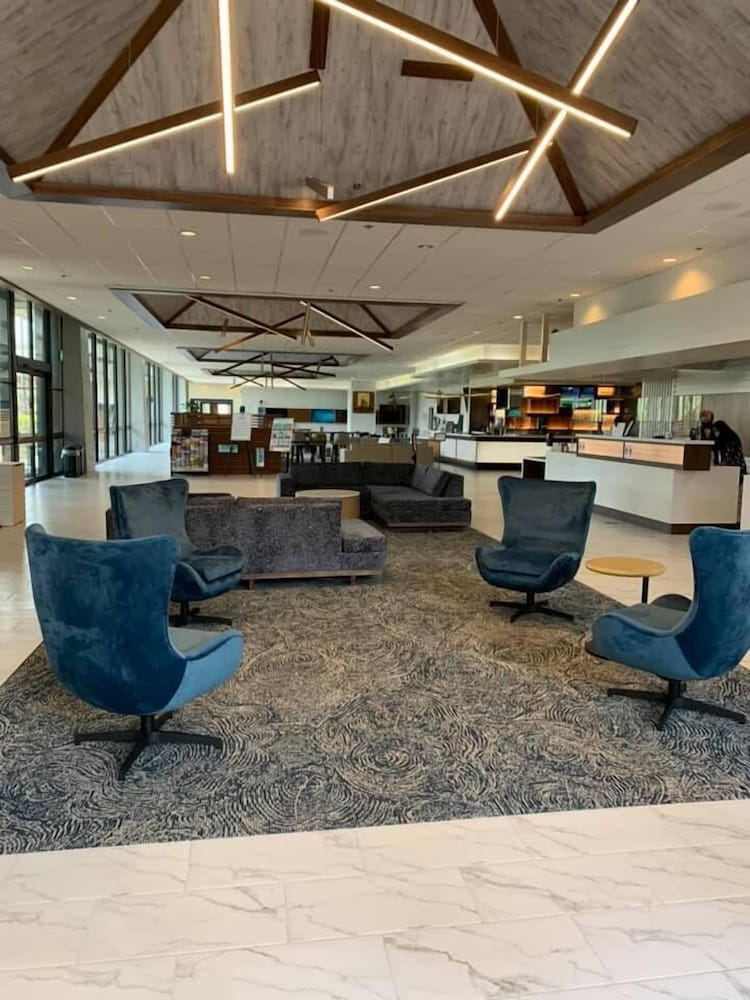 holiday inn portland columbia riverfront by ihg