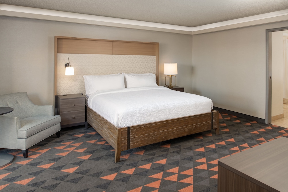 holiday inn portland columbia riverfront by ihg