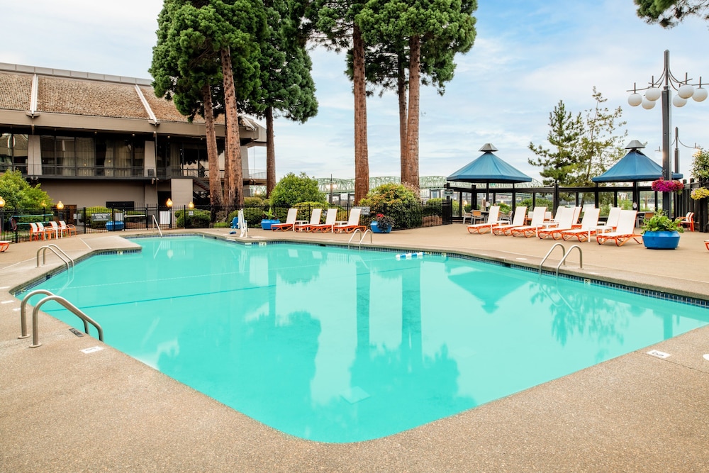 holiday inn portland columbia riverfront by ihg