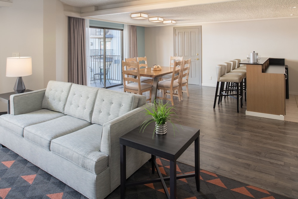 holiday inn portland columbia riverfront by ihg