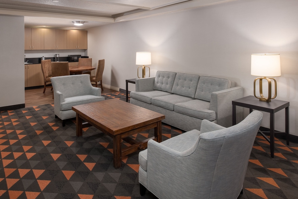 holiday inn portland columbia riverfront by ihg
