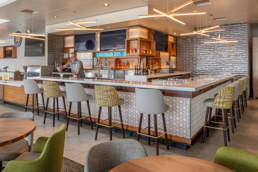 holiday inn portland columbia riverfront by ihg
