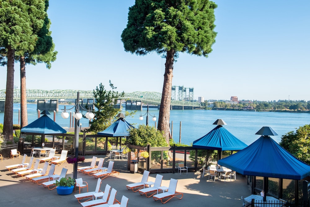 holiday inn portland columbia riverfront by ihg
