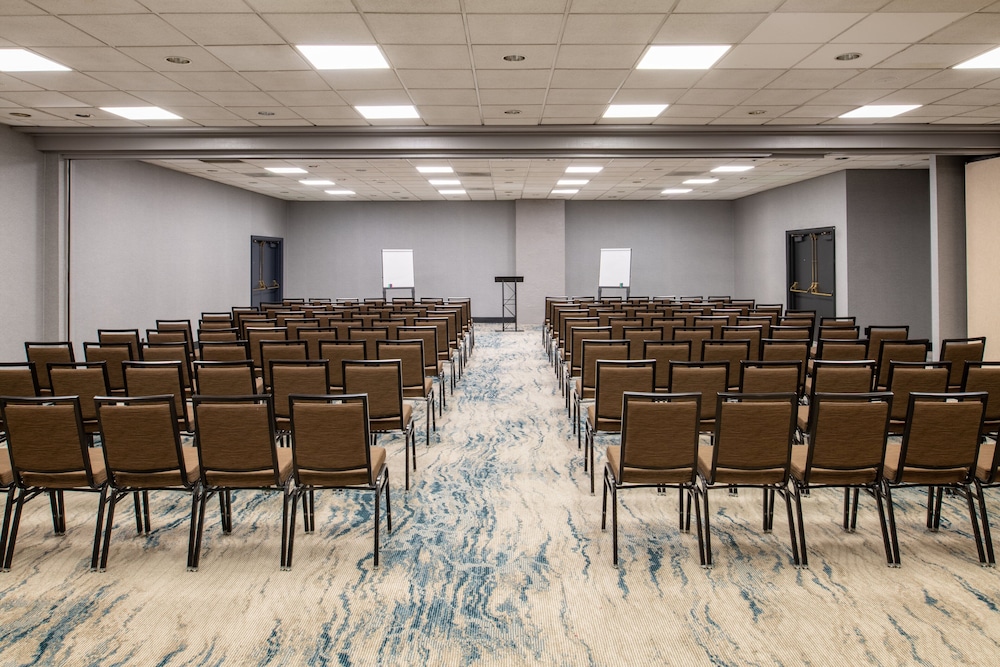 holiday inn portland columbia riverfront by ihg