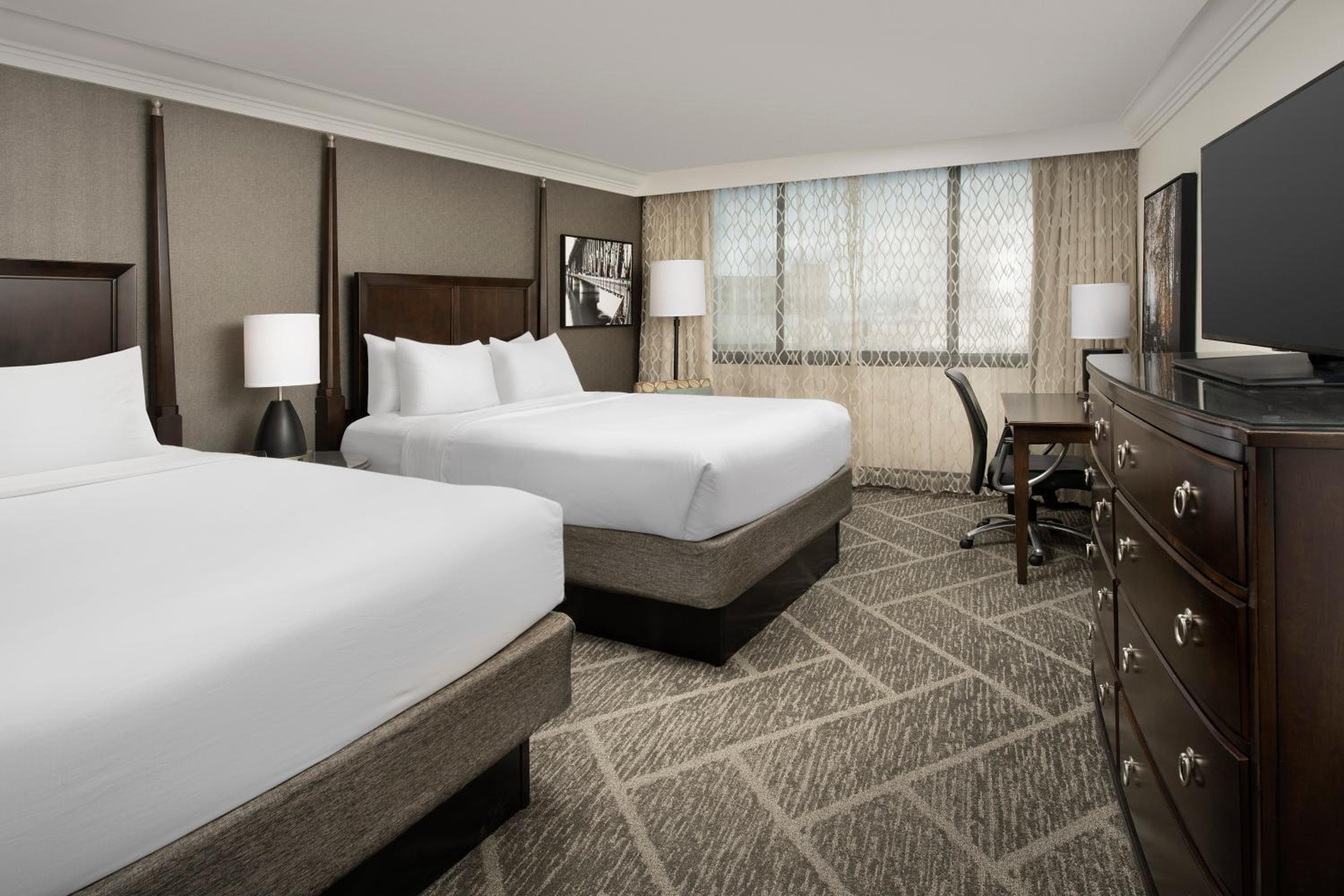 crowne plaza portland downtown convention center by ihg