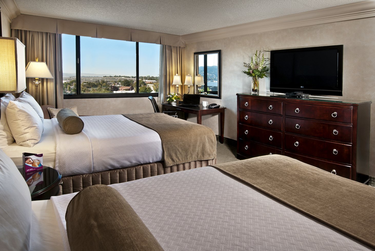 crowne plaza portland downtown convention center by ihg