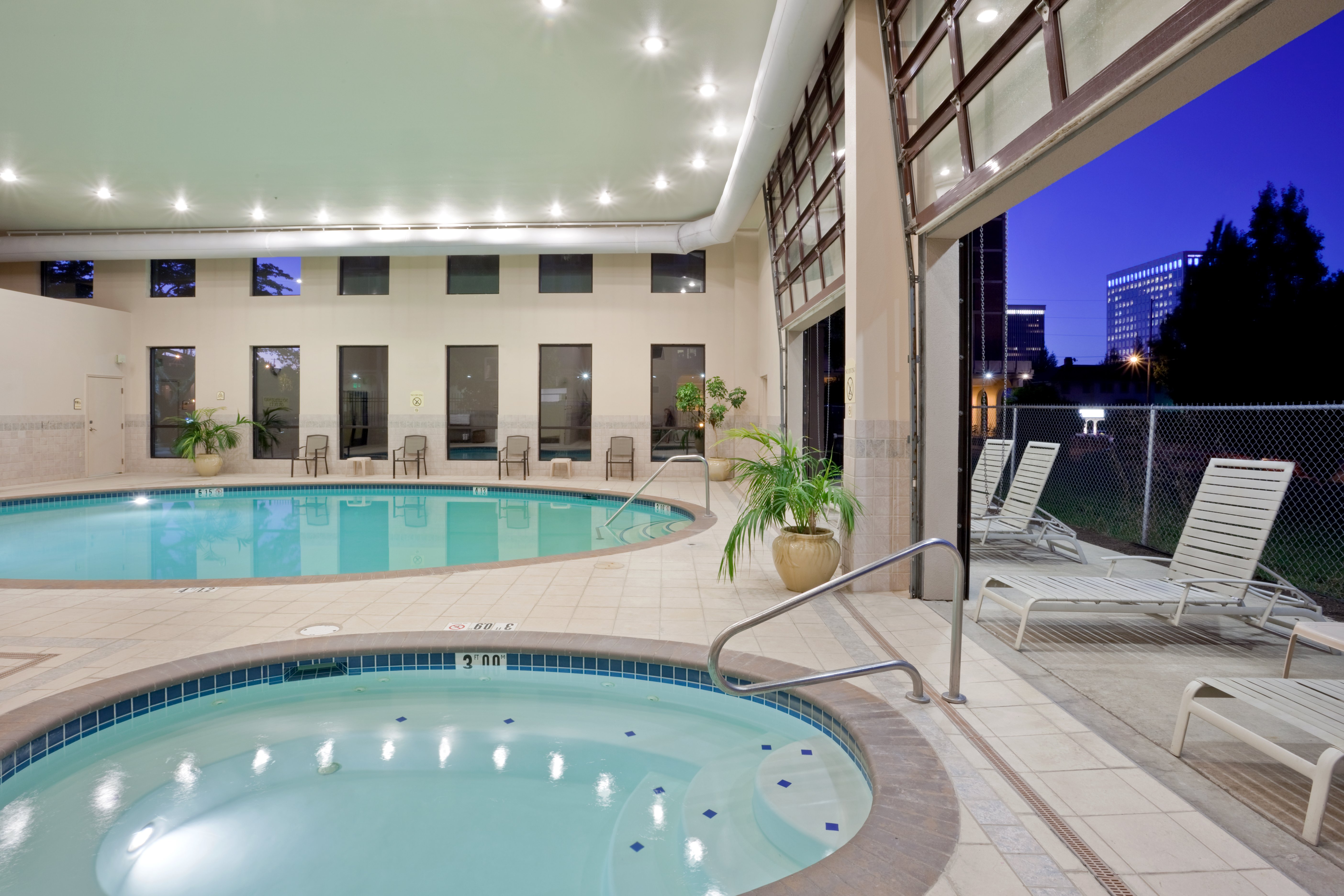 crowne plaza portland downtown convention center by ihg