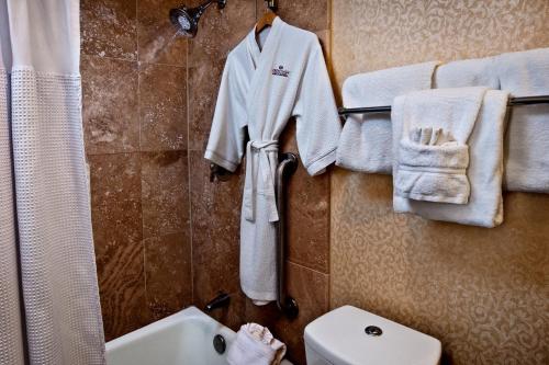 crowne plaza portland downtown convention center by ihg