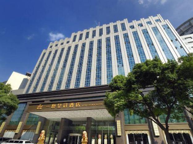 yizui crown hotel