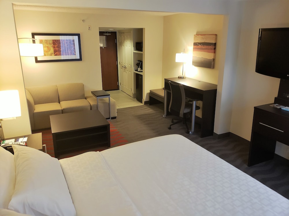 holiday inn express portland west hillsboro by ihg