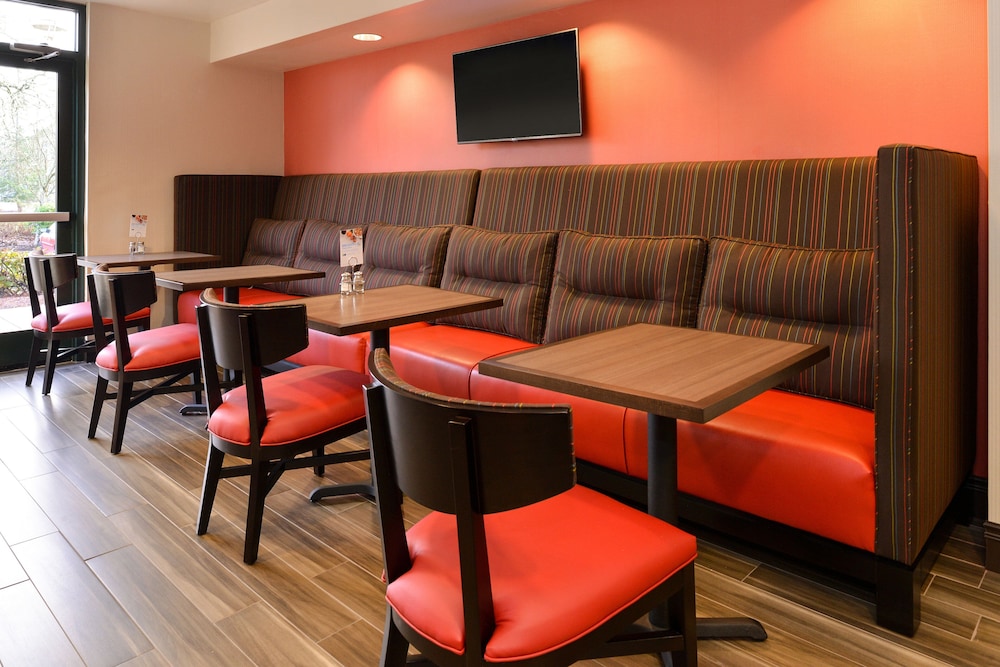 holiday inn express portland west hillsboro by ihg