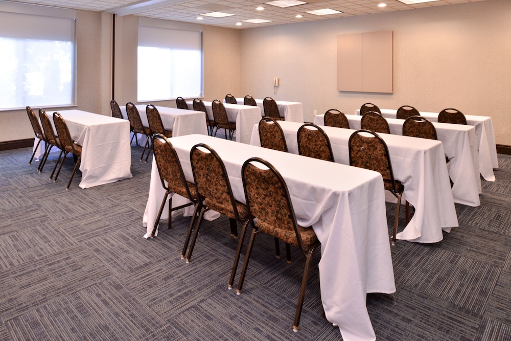 holiday inn express portland west hillsboro by ihg