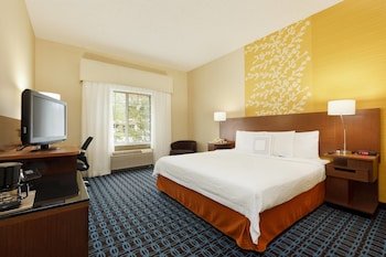 fairfield inn and suites by marriott lake oswego
