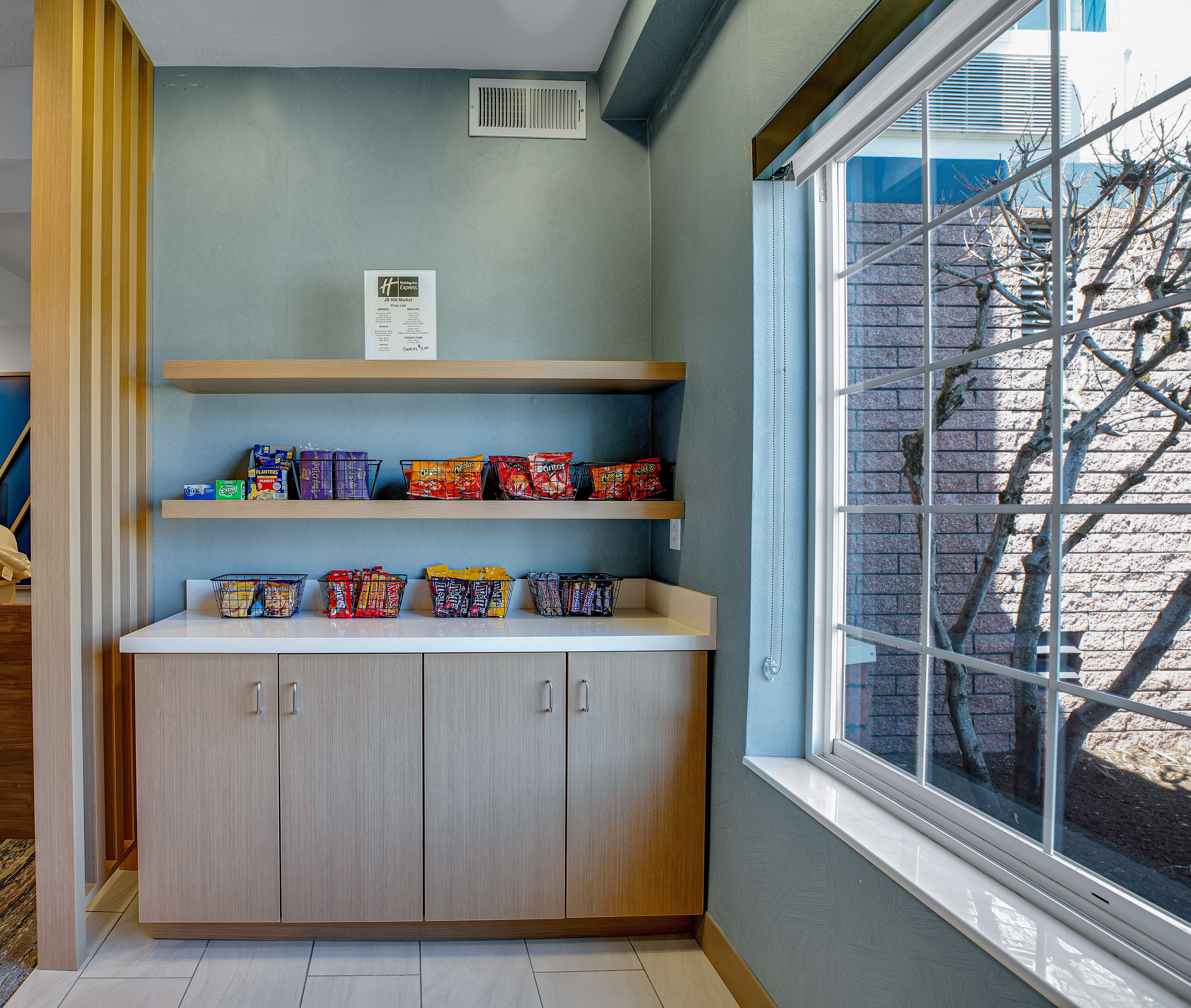 holiday inn express hotel and suites portland jantzen beach by ihg