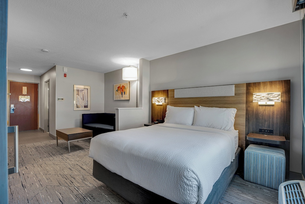 holiday inn express hotel and suites portland jantzen beach by ihg