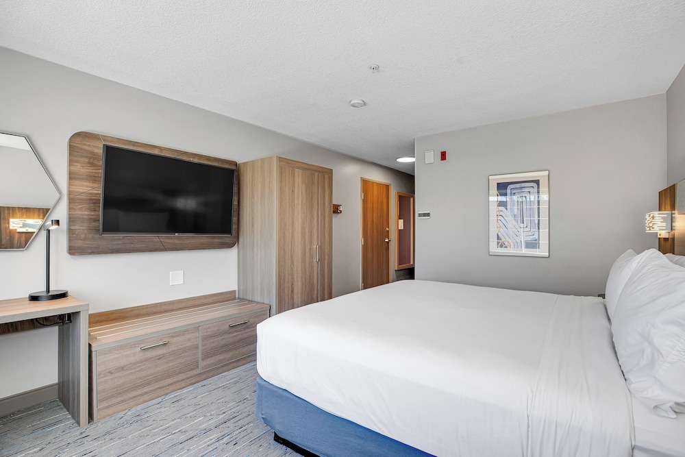 holiday inn express hotel and suites portland jantzen beach by ihg