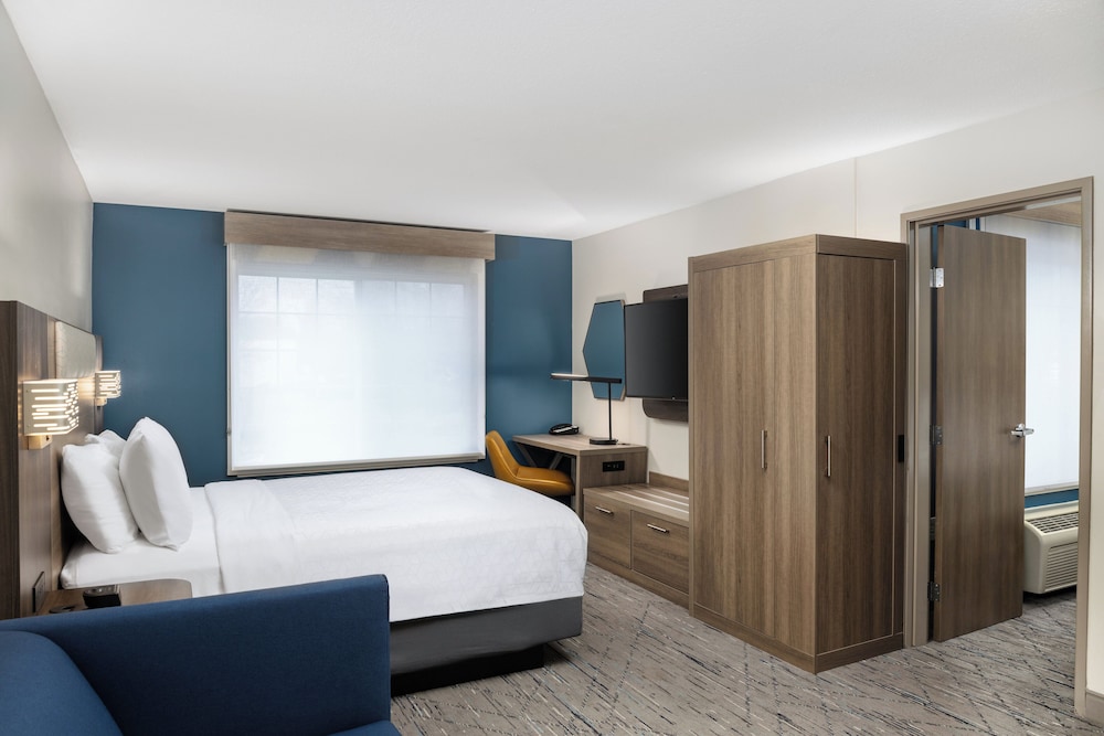 holiday inn express hotel and suites portland jantzen beach by ihg