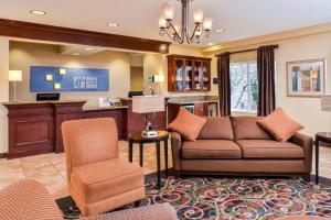 holiday inn express hotel and suites portland jantzen beach by ihg