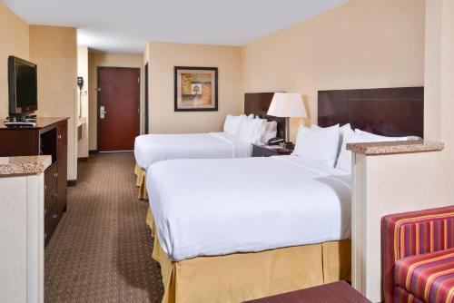 holiday inn express hotel and suites portland jantzen beach by ihg