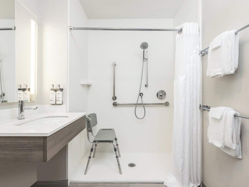 holiday inn express portland south lake oswego by ihg