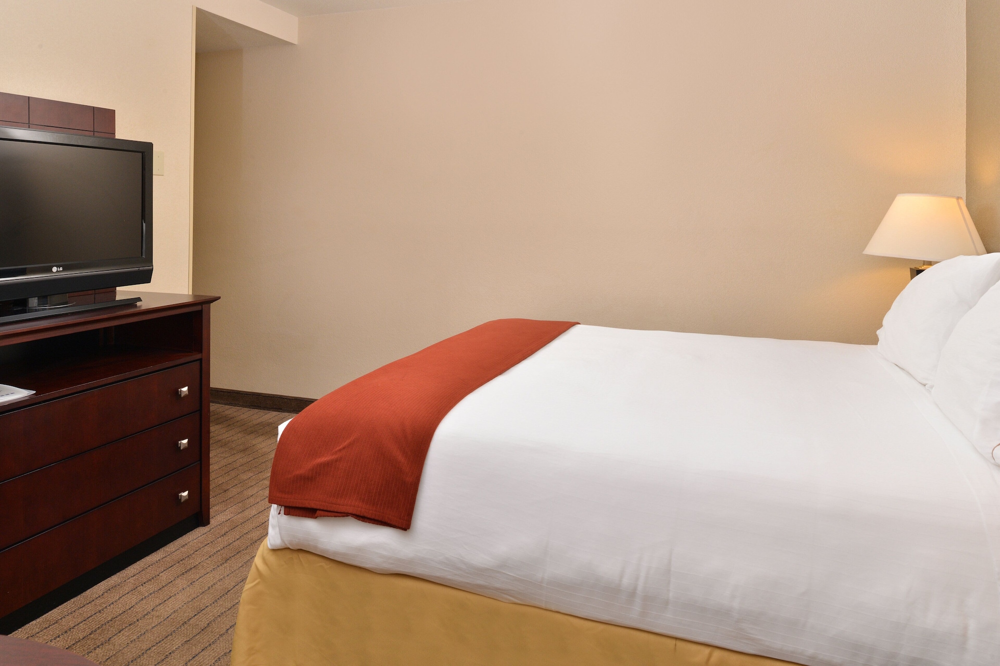 holiday inn express portland south lake oswego by ihg