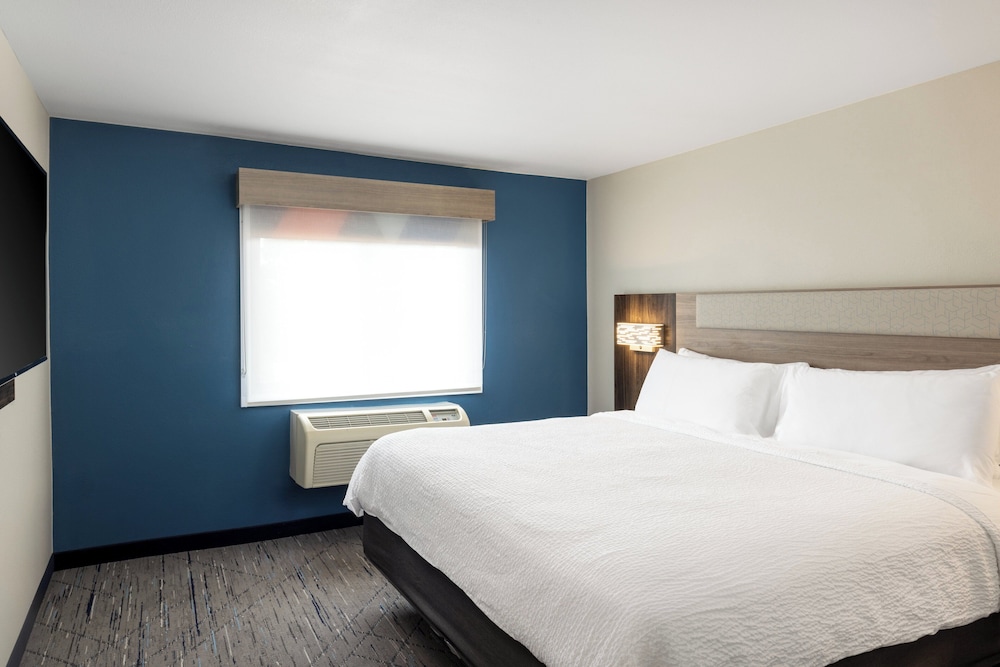 holiday inn express portland south lake oswego by ihg