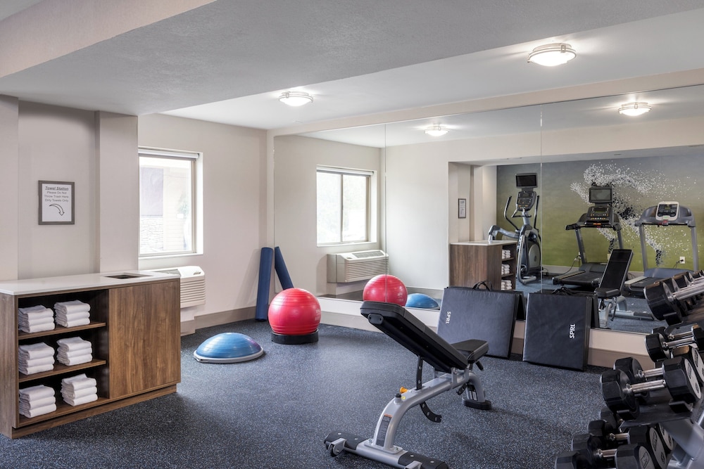 holiday inn express portland south lake oswego by ihg