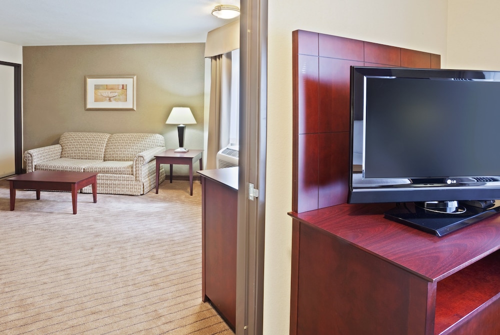 holiday inn express portland south lake oswego by ihg