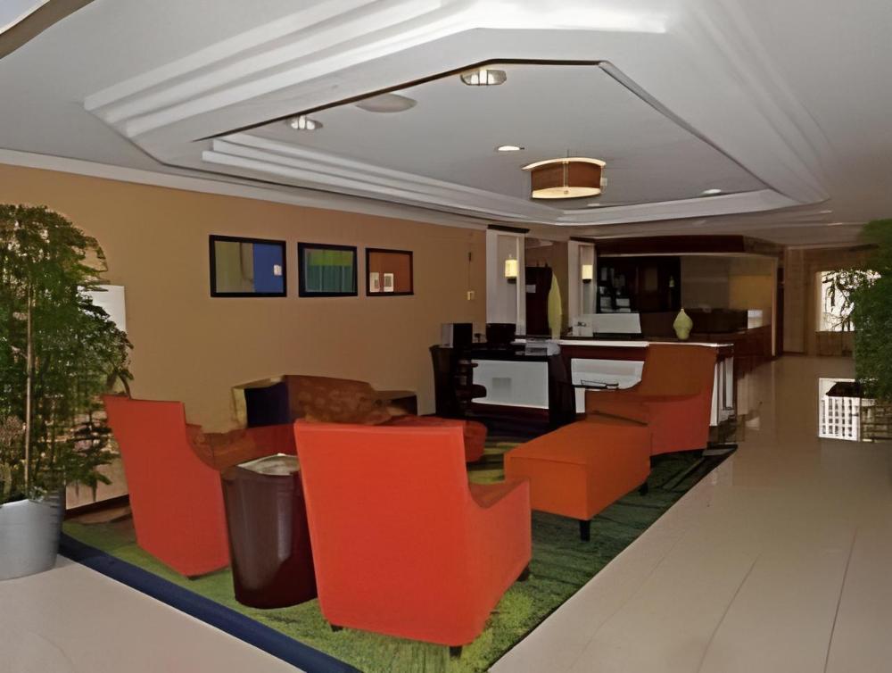 fairfield inn and suites by marriott portland airport