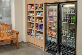 fairfield inn and suites by marriott portland airport