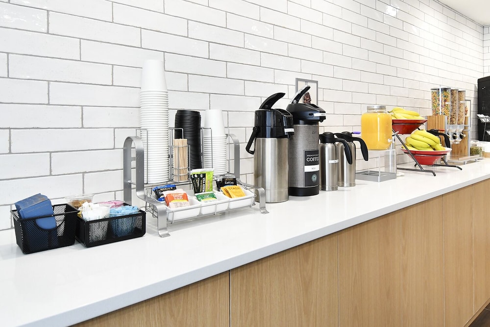 fairfield inn and suites by marriott portland airport