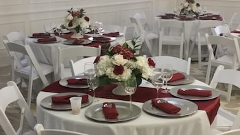 palmera inn and suites