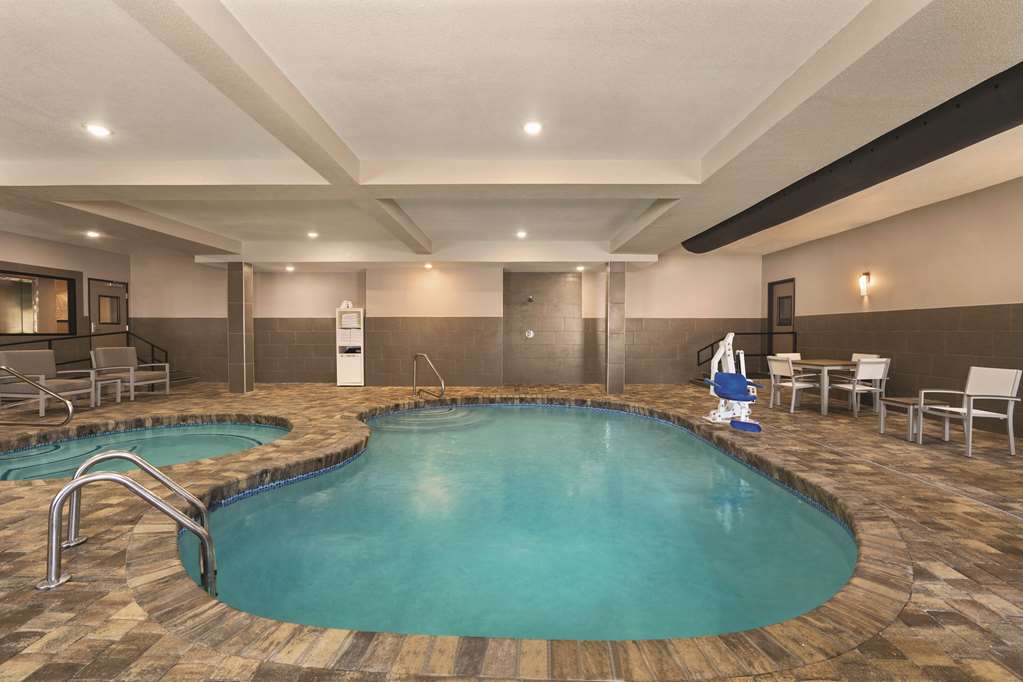 country inn and suites by radisson savannah midtown ga