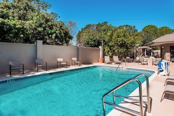 courtyard by marriott sarasota bradenton airport