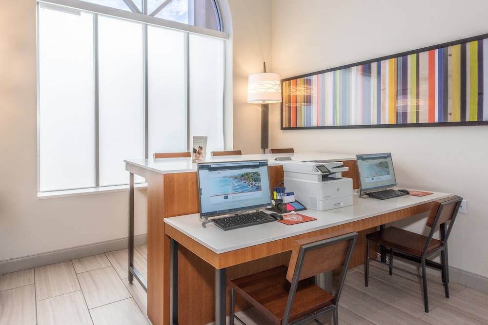holiday inn express and suites bradenton west by ihg