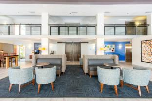 holiday inn express and suites bradenton west by ihg