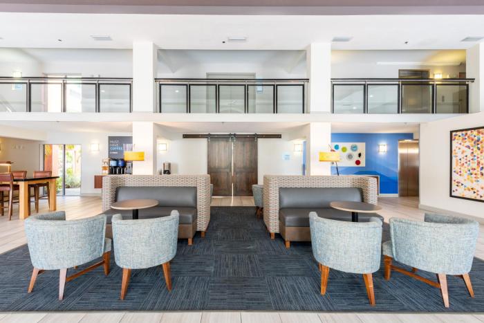 holiday inn express and suites bradenton west by ihg