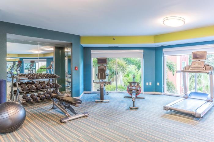 holiday inn express and suites bradenton west by ihg