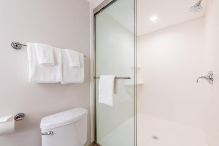 holiday inn express and suites bradenton west by ihg