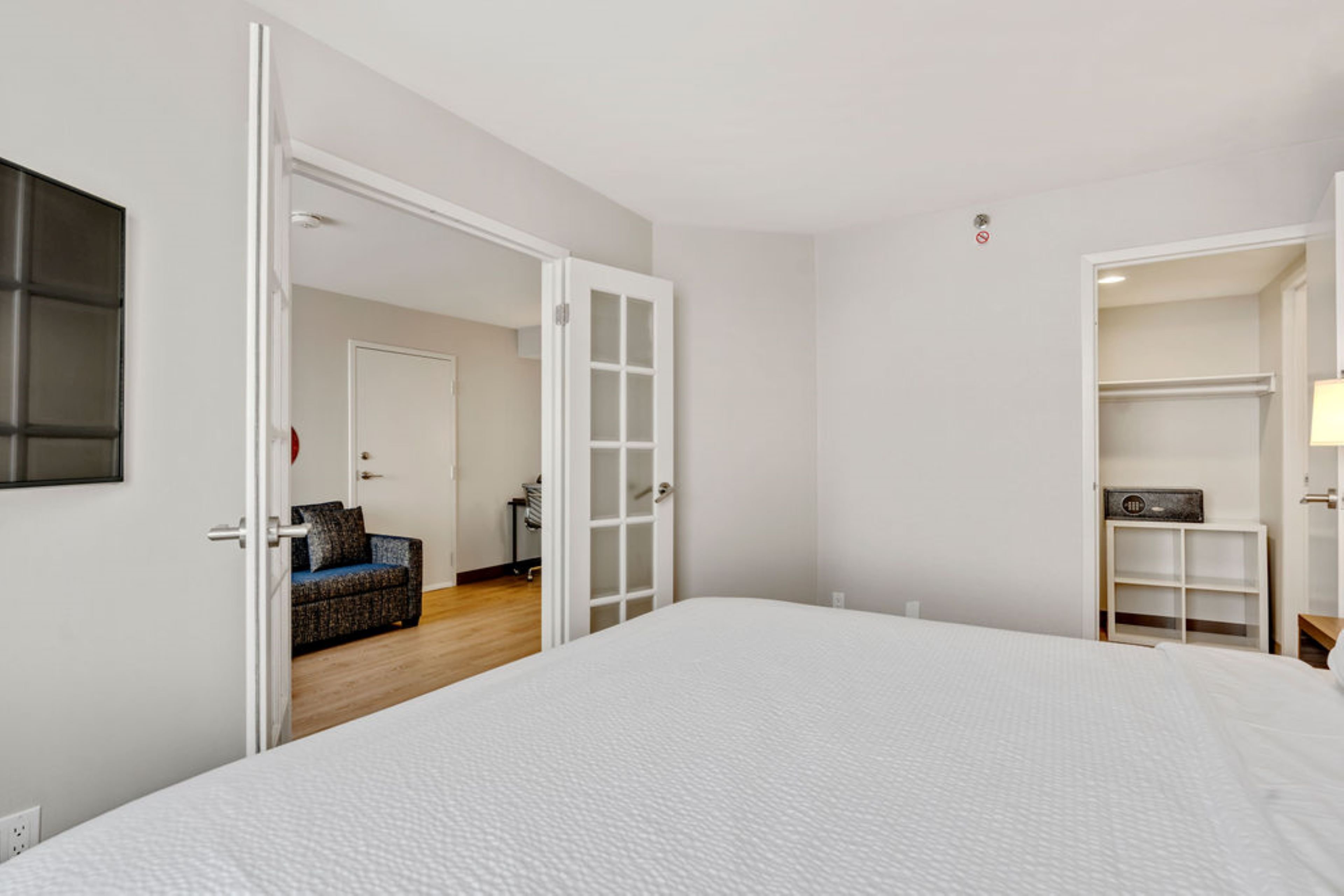 holiday inn hotel and suites ottawa kanata by ihg