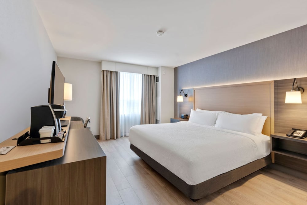 holiday inn hotel and suites ottawa kanata by ihg