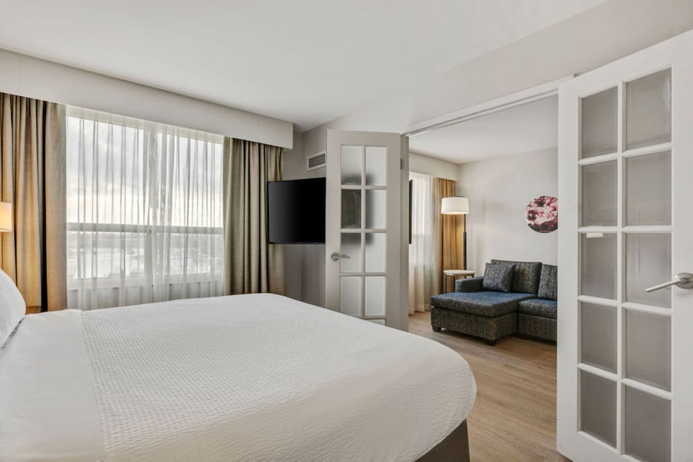 holiday inn hotel and suites ottawa kanata by ihg