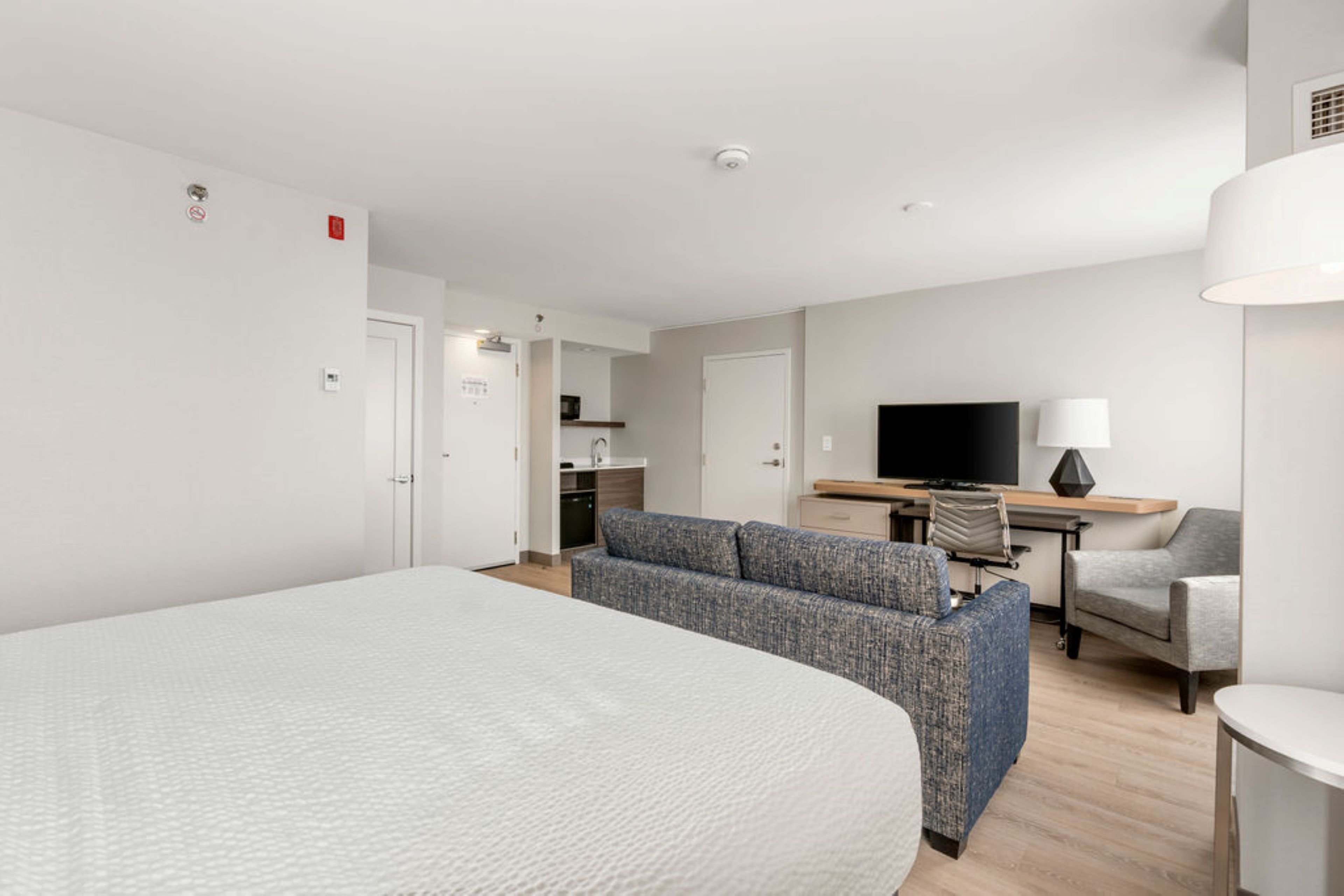 holiday inn hotel and suites ottawa kanata by ihg